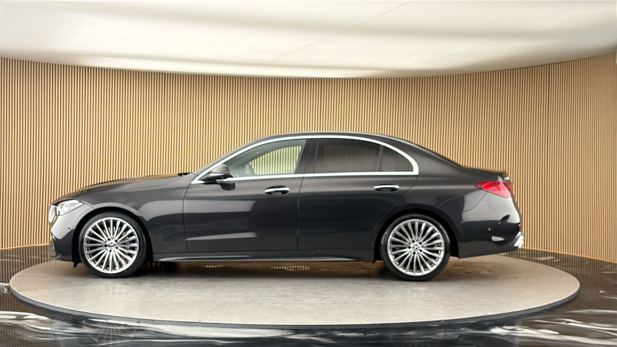 Mercedes-Benz C Class Image 15
