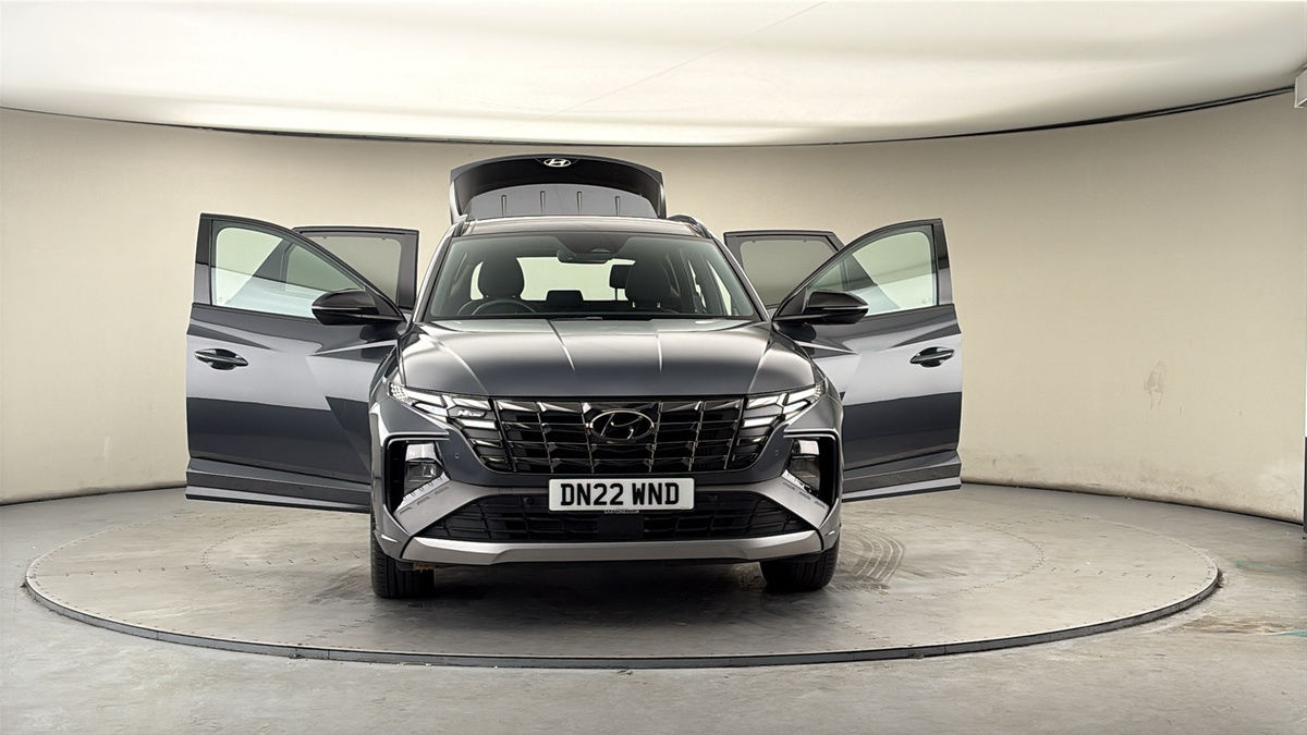 More views of Hyundai TUCSON