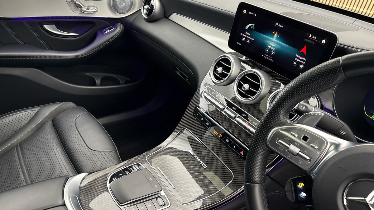 Mercedes-Benz GLC Image 18