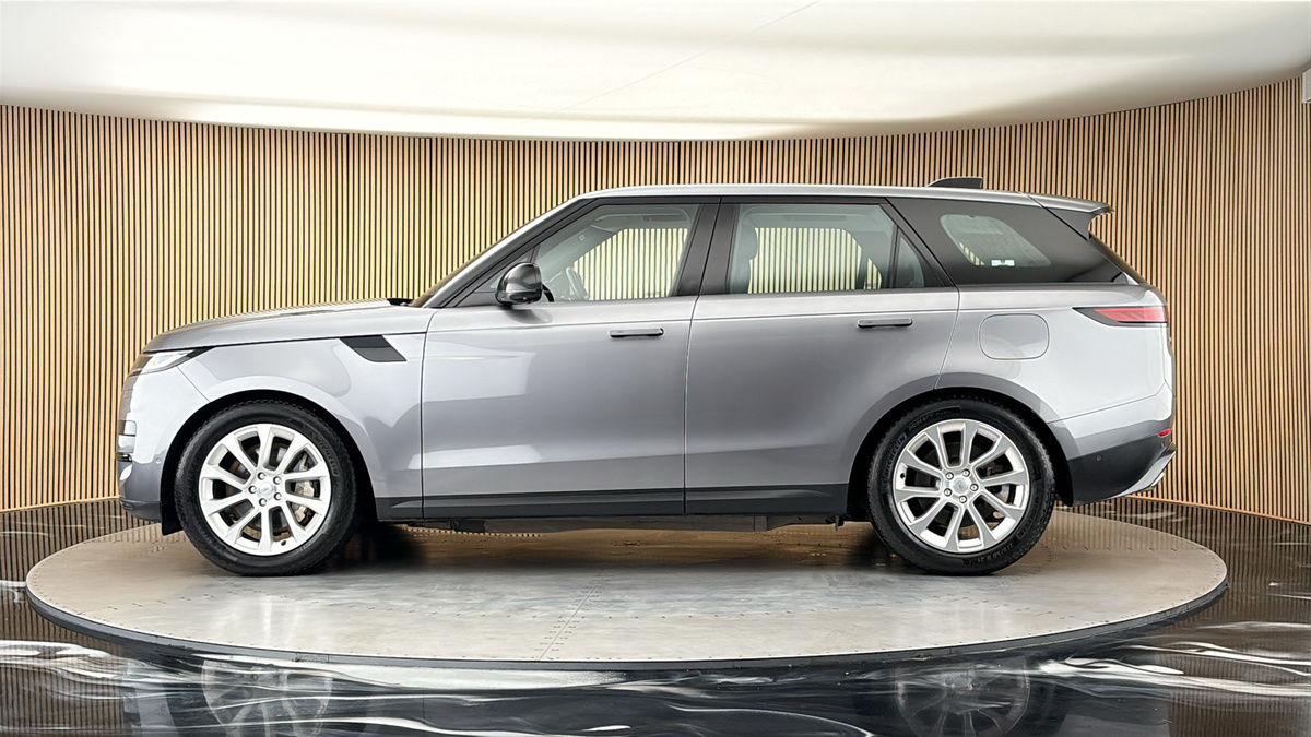 Land Rover Range Rover Sport Image 15