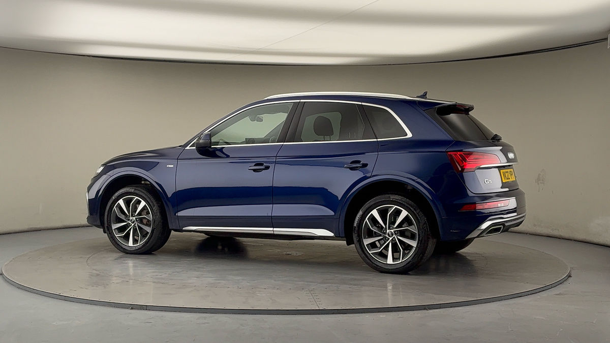 More views of Audi Q5