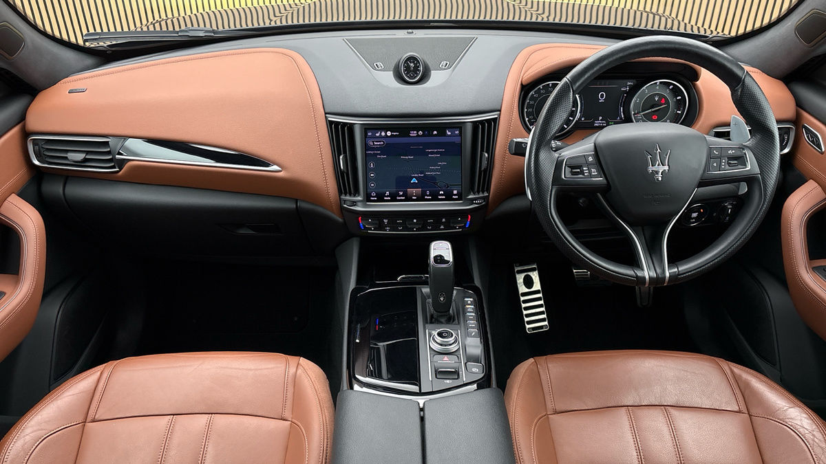 Maserati Levante Image 12