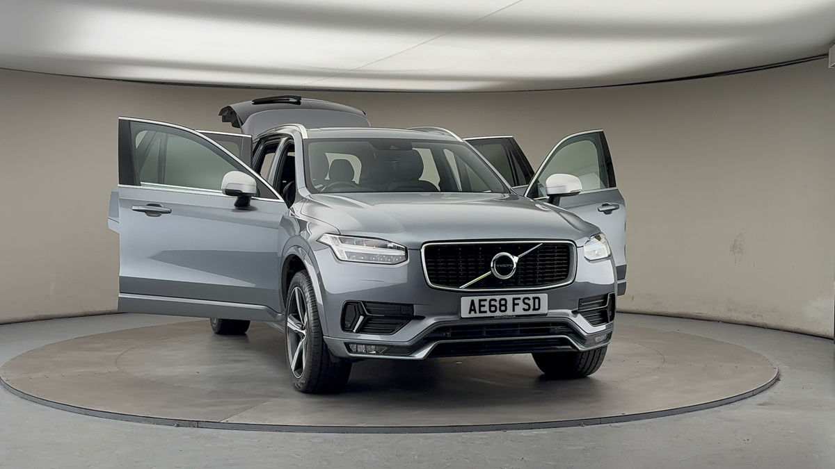 More views of Volvo XC90