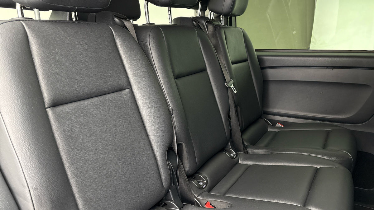 Mercedes-Benz Vito Image 9