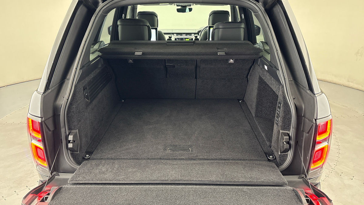 Land Rover Range Rover Image 11