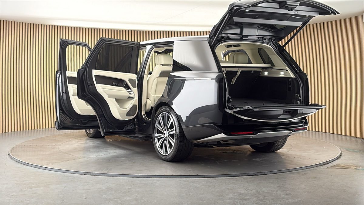 Land Rover Range Rover Image 23