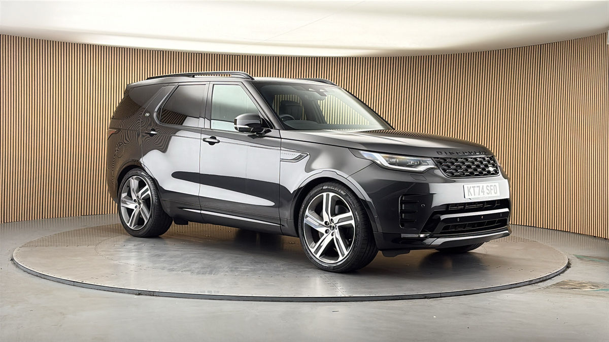 More views of Land Rover Discovery