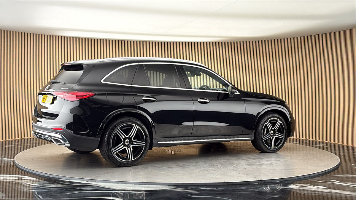 More views of Mercedes-Benz GLC