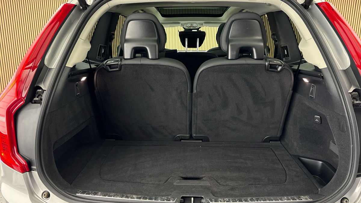 Volvo XC90 Image 11