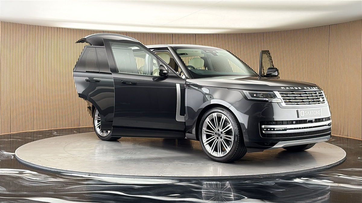 More views of Land Rover Range Rover