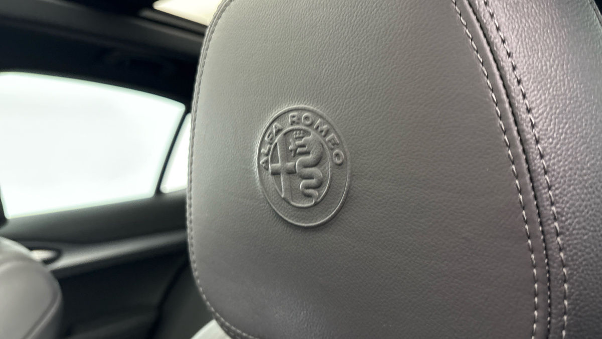 Alfa Romeo Stelvio Image 27