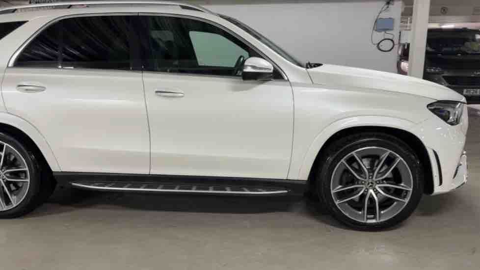 More views of Mercedes-Benz GLE