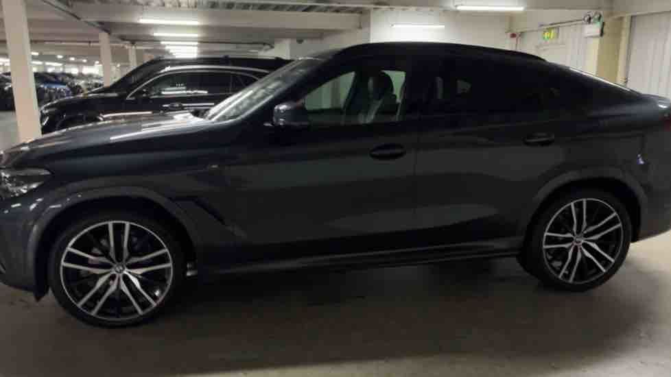 More views of BMW X6