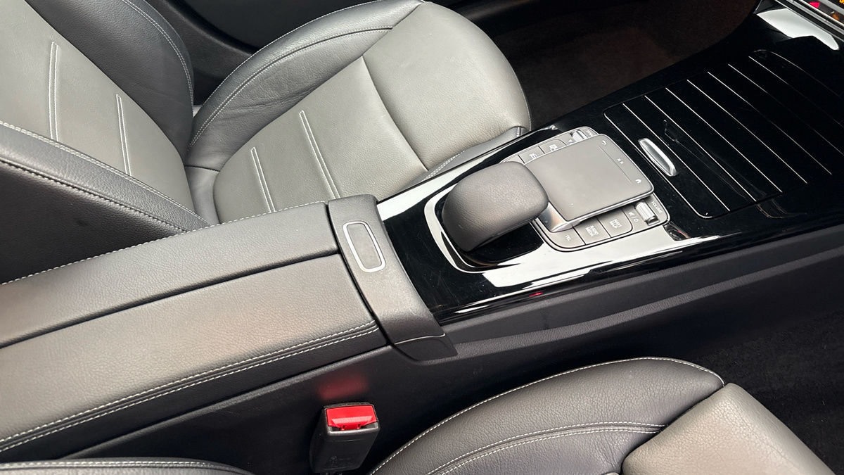 Mercedes-Benz CLA Image 18