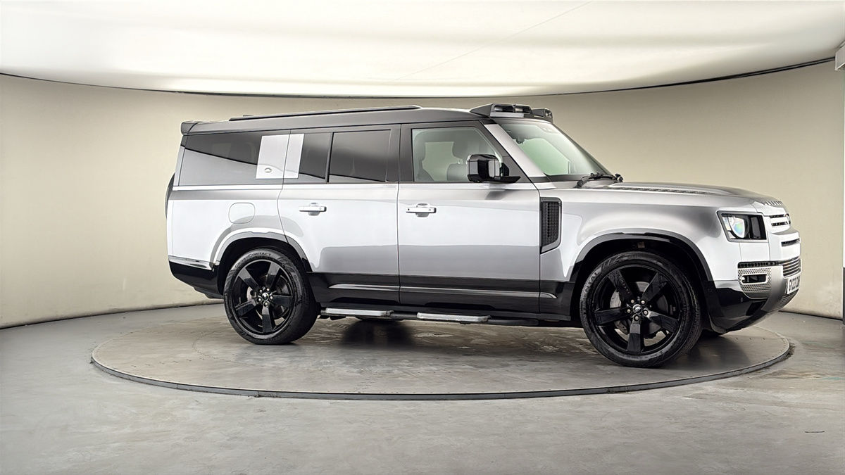 More views of Land Rover Defender 130