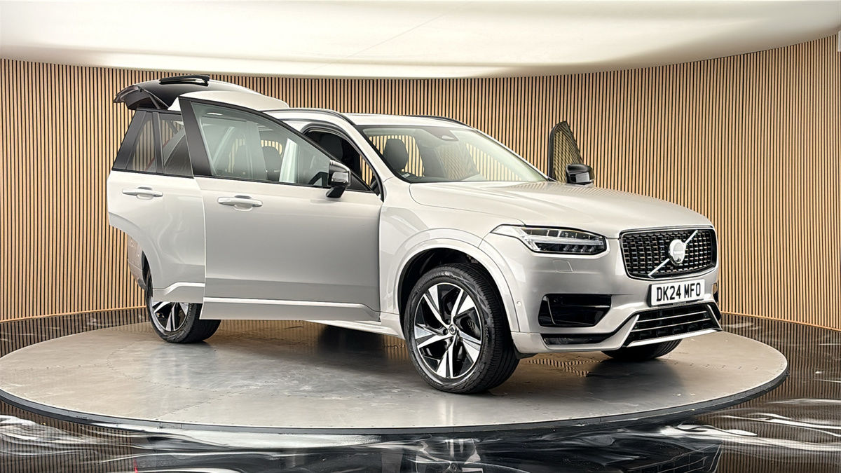 More views of Volvo XC90