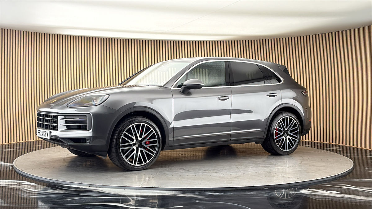 More views of Porsche Cayenne