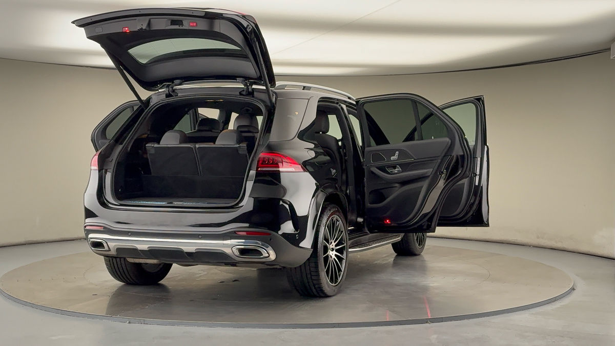 More views of Mercedes-Benz GLE