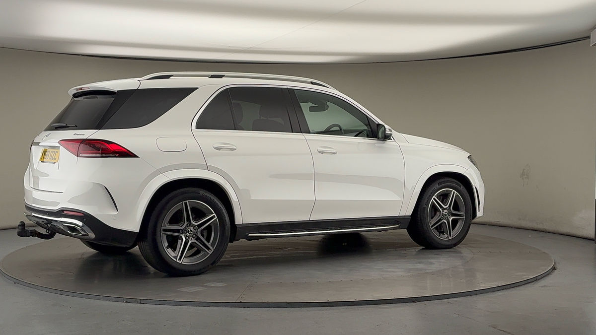 More views of Mercedes-Benz GLE