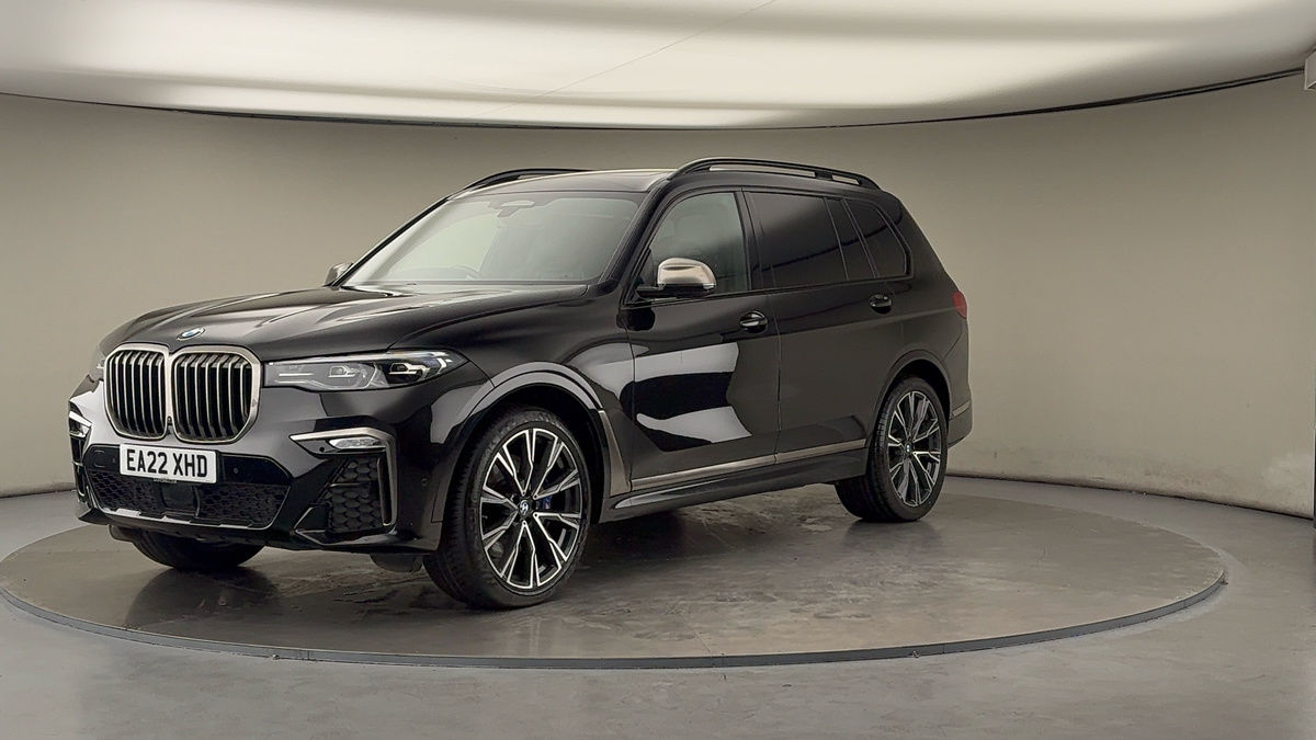 More views of BMW X7