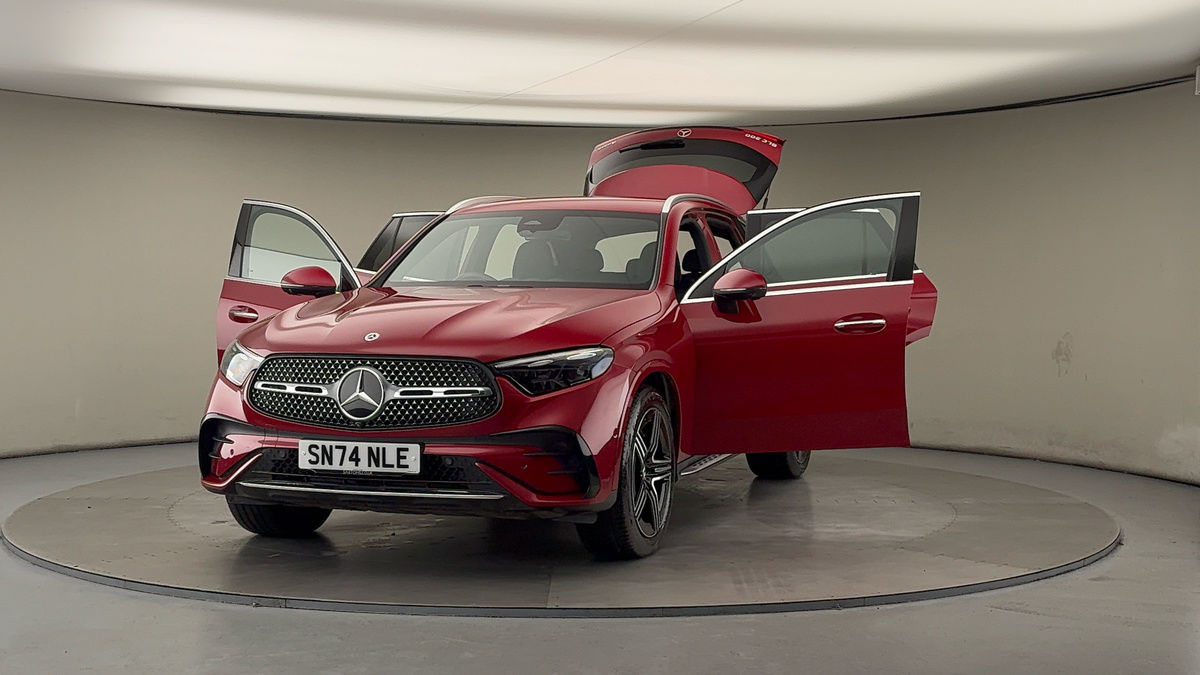 More views of Mercedes-Benz GLC