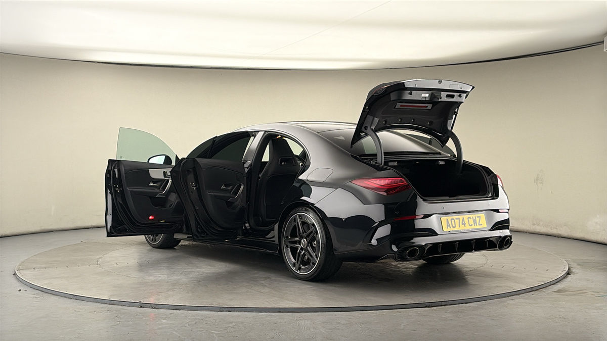 Mercedes-Benz CLA Image 23