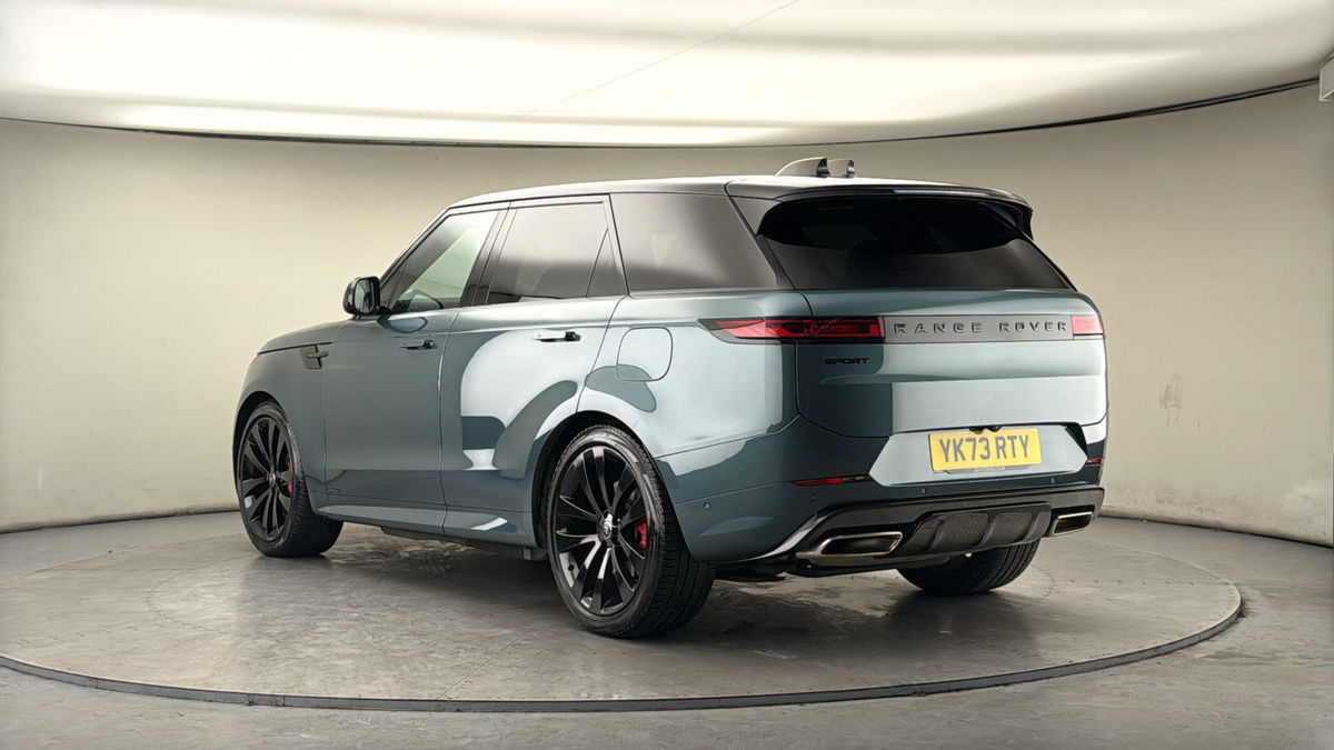 Land Rover Range Rover Sport Image 2