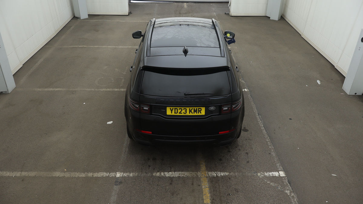 Land Rover Discovery Sport Image 8