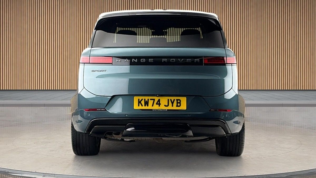 Land Rover Range Rover Sport Image 4