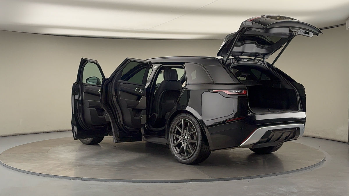More views of Land Rover Range Rover Velar