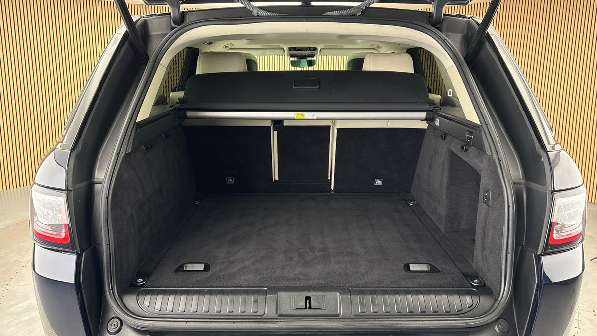 Land Rover Range Rover Sport Image 11