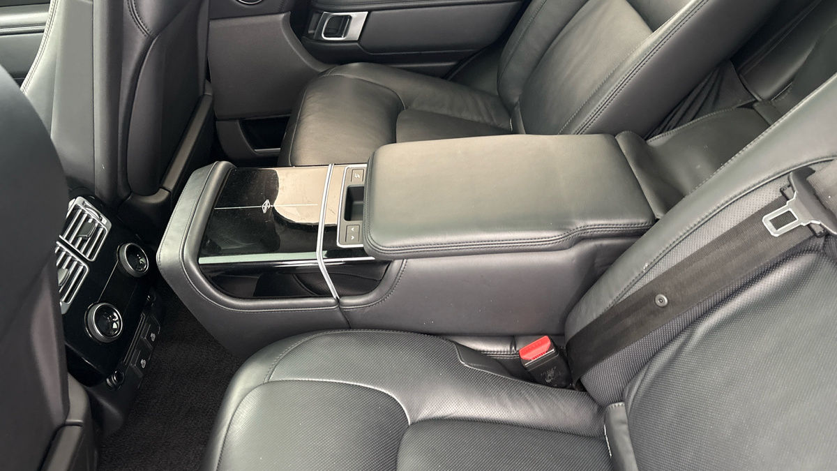 Land Rover Range Rover Image 9