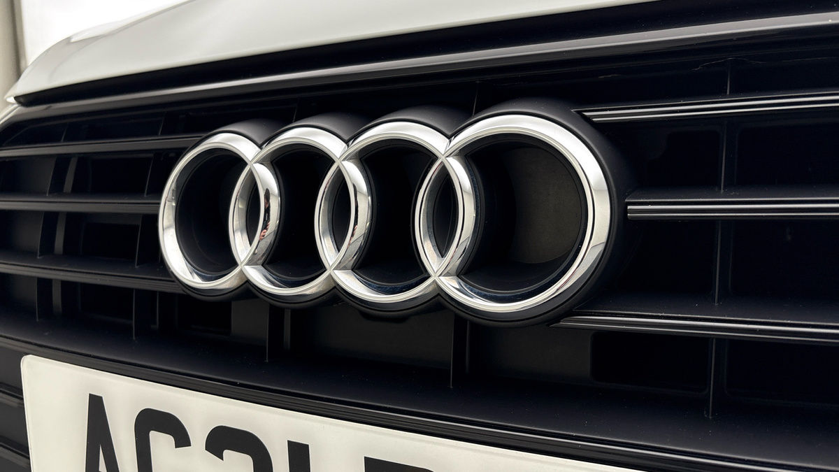 Audi A6 Saloon Image 24