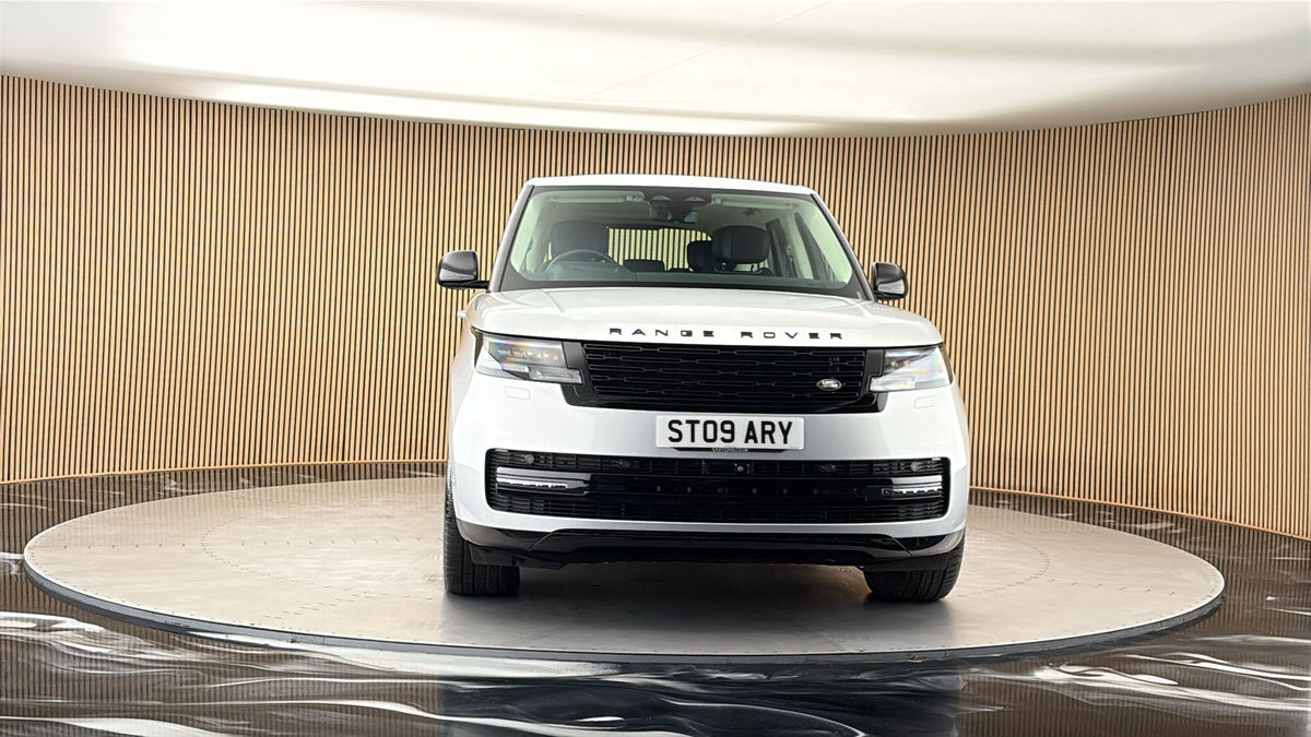 More views of Land Rover Range Rover