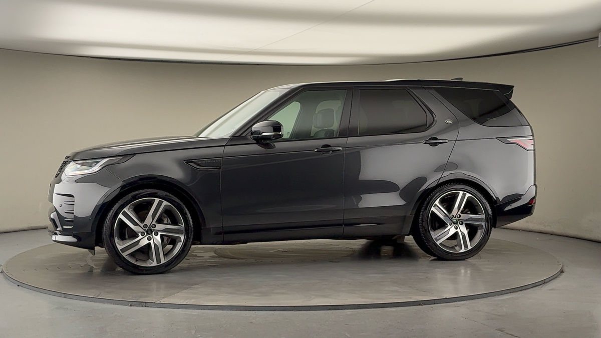 More views of Land Rover Discovery