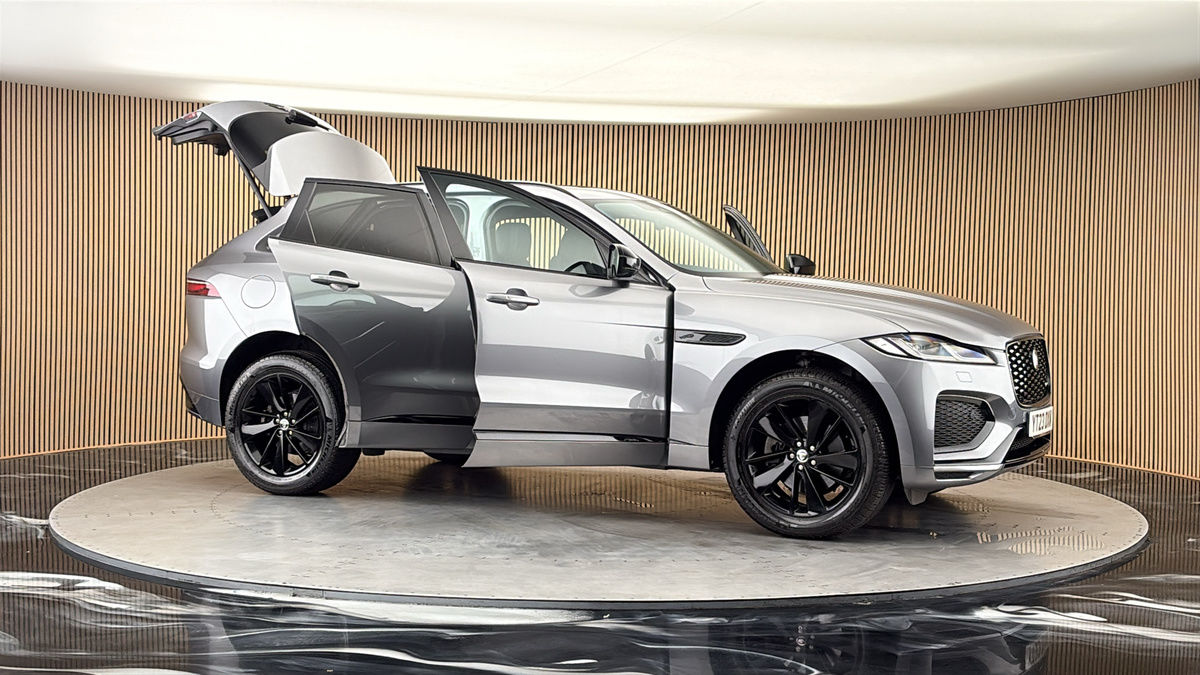 More views of Jaguar F-PACE