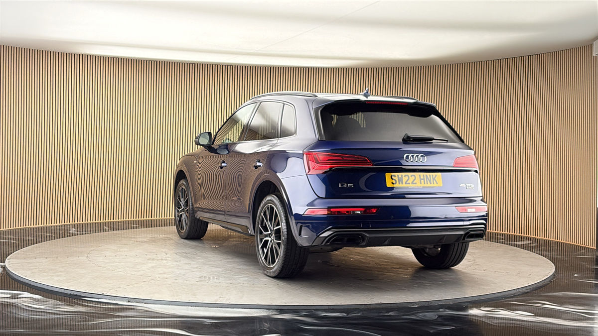 More views of Audi Q5