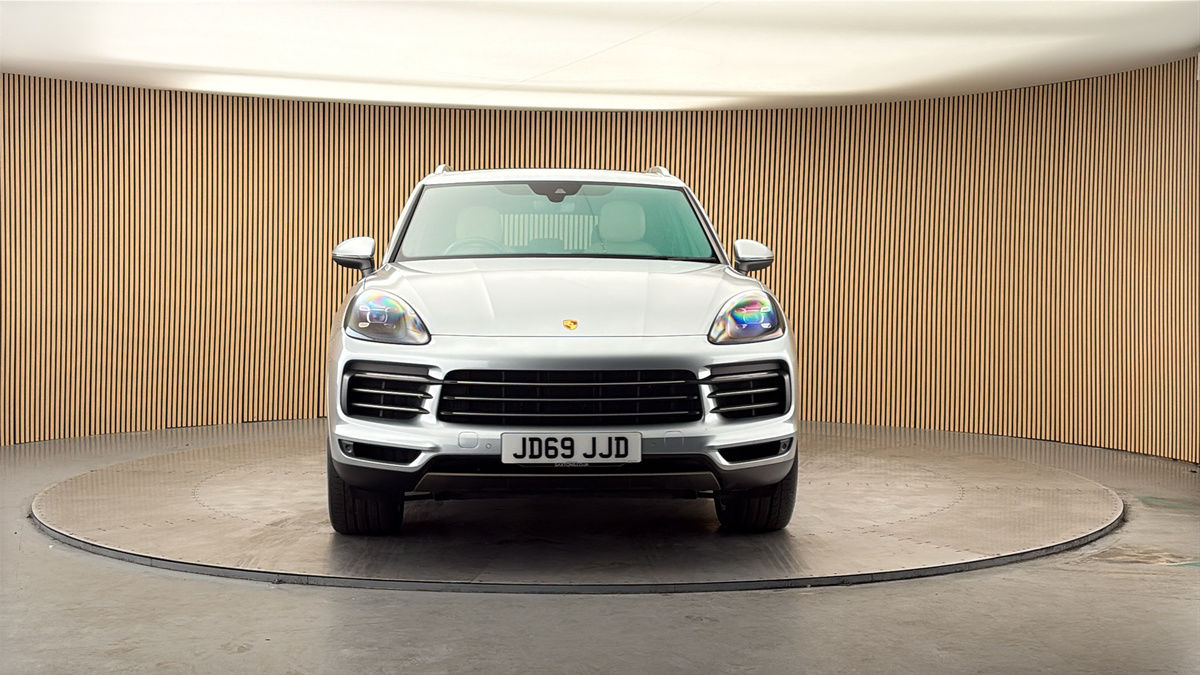 More views of Porsche Cayenne