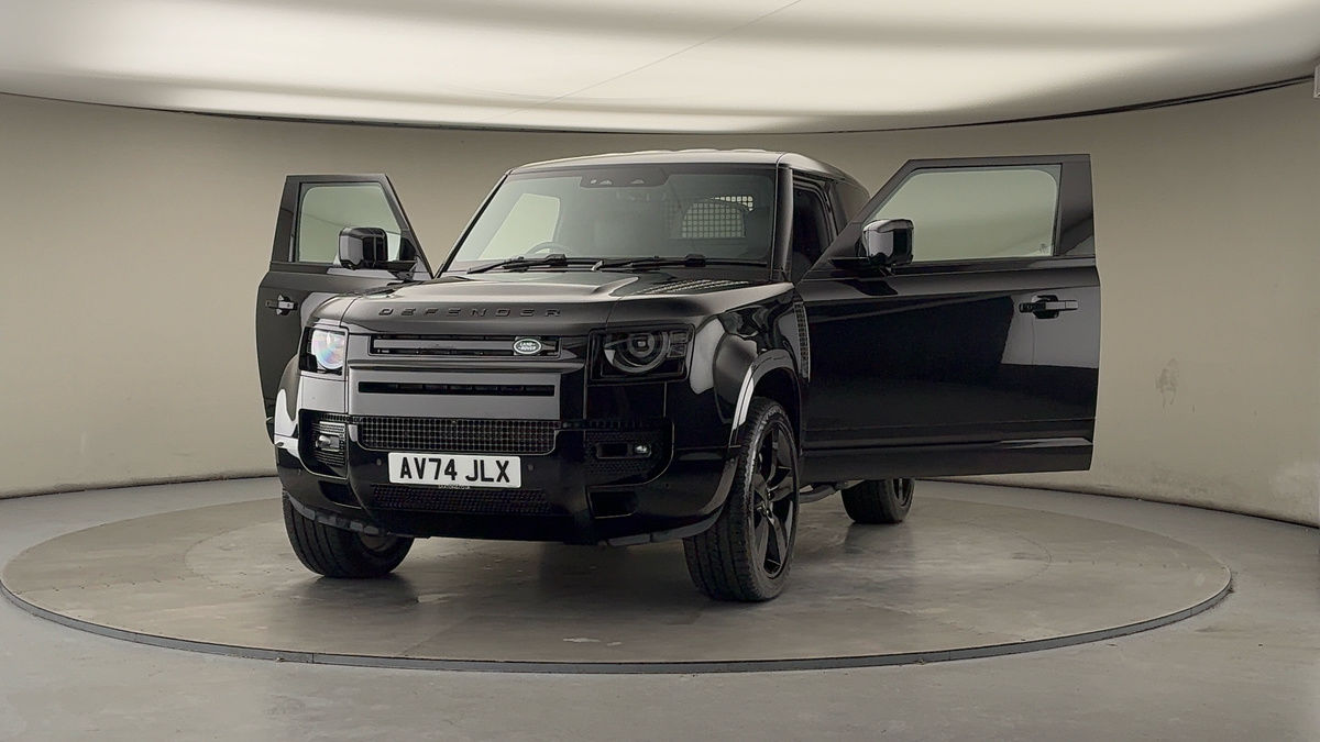 More views of Land Rover Defender 90