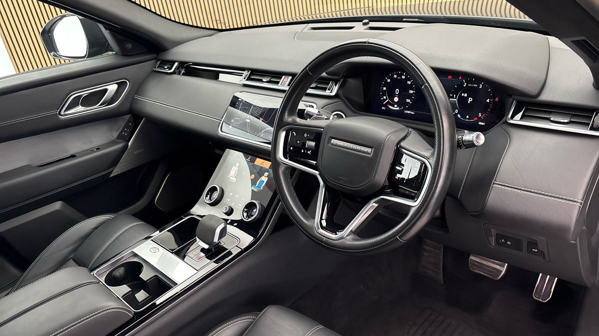 Land Rover Range Rover Velar Image 5