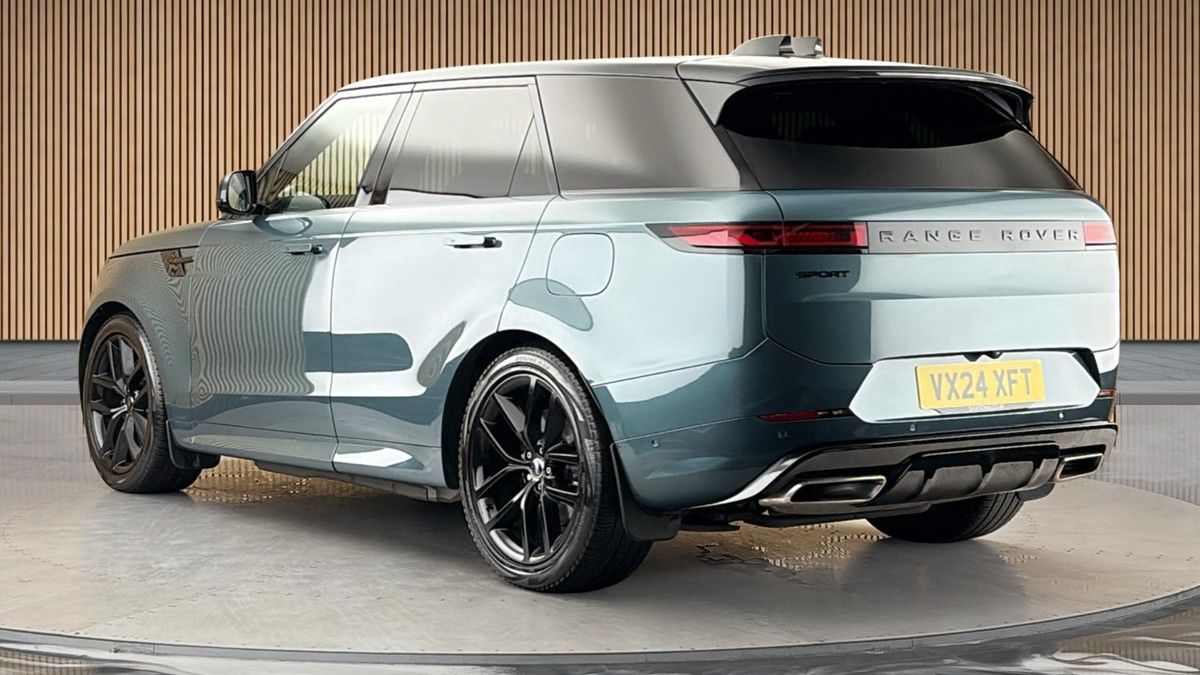 Land Rover Range Rover Sport Image 2