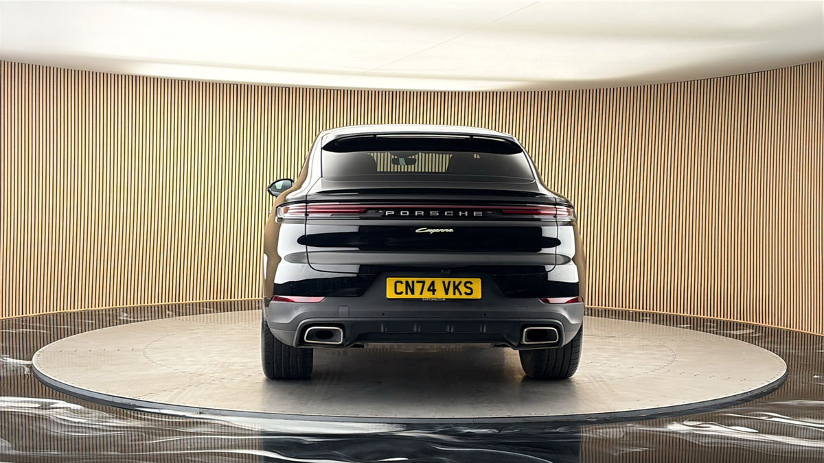 More views of Porsche Cayenne