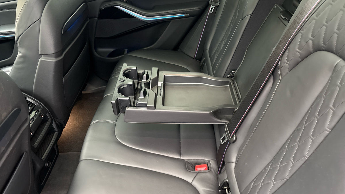 BMW X5 Image 9