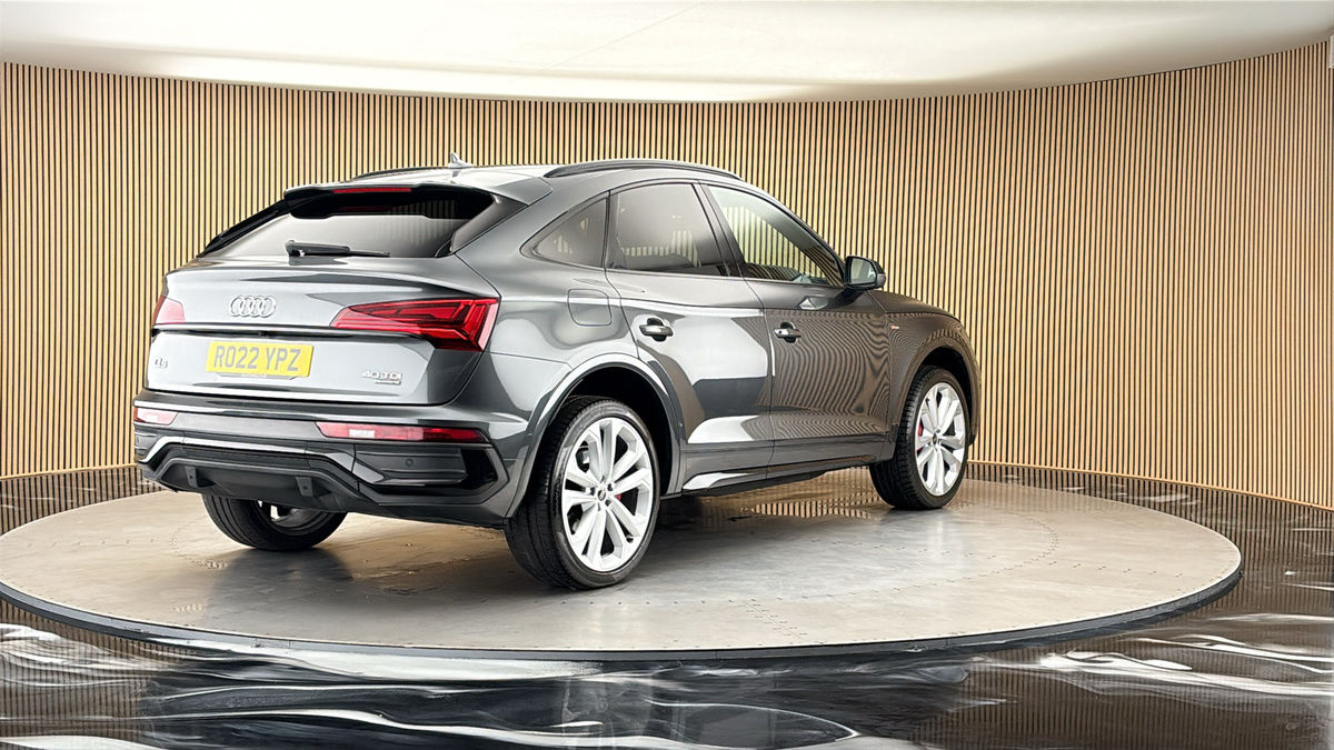 More views of Audi Q5