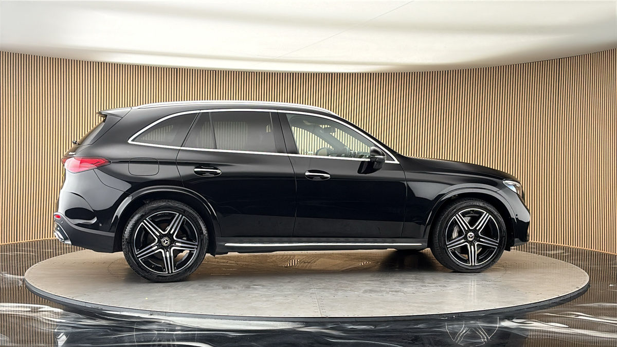 More views of Mercedes-Benz GLC