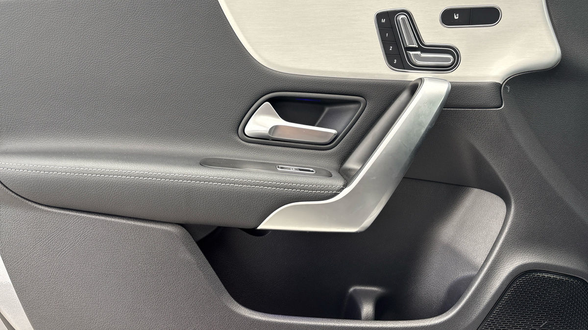 Mercedes-Benz CLA Image 19