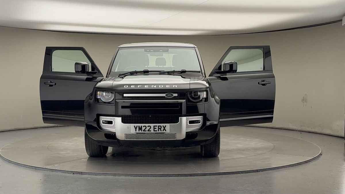 More views of Land Rover Defender 90