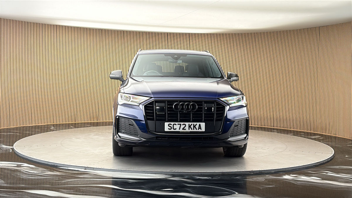 More views of Audi Q7