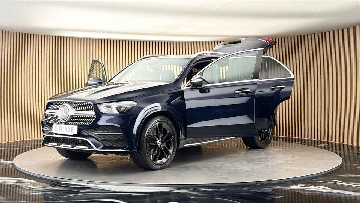 More views of Mercedes-Benz GLE