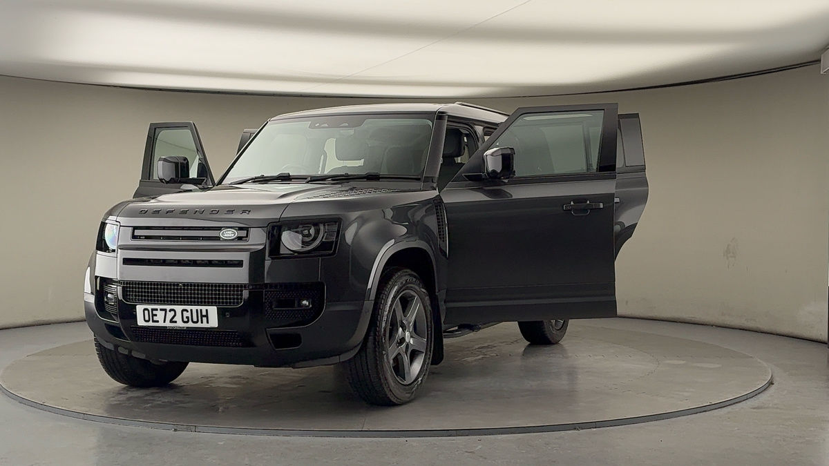 More views of Land Rover Defender 110